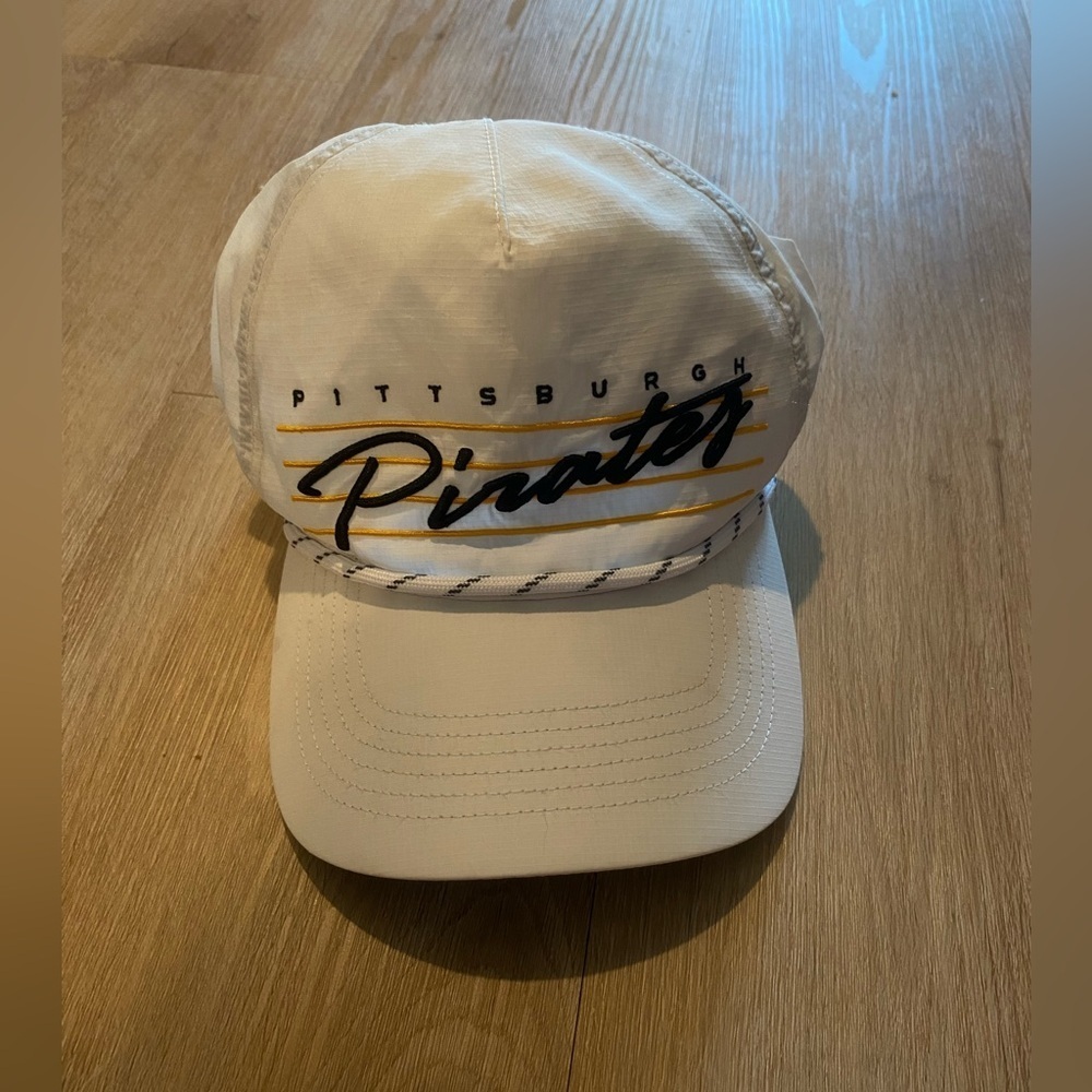 Pittsburgh Pirates MLB 47’ White Adjustable Baseball Cap OS